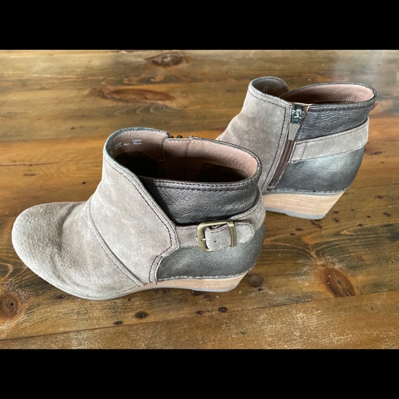 dansko shirley bootie